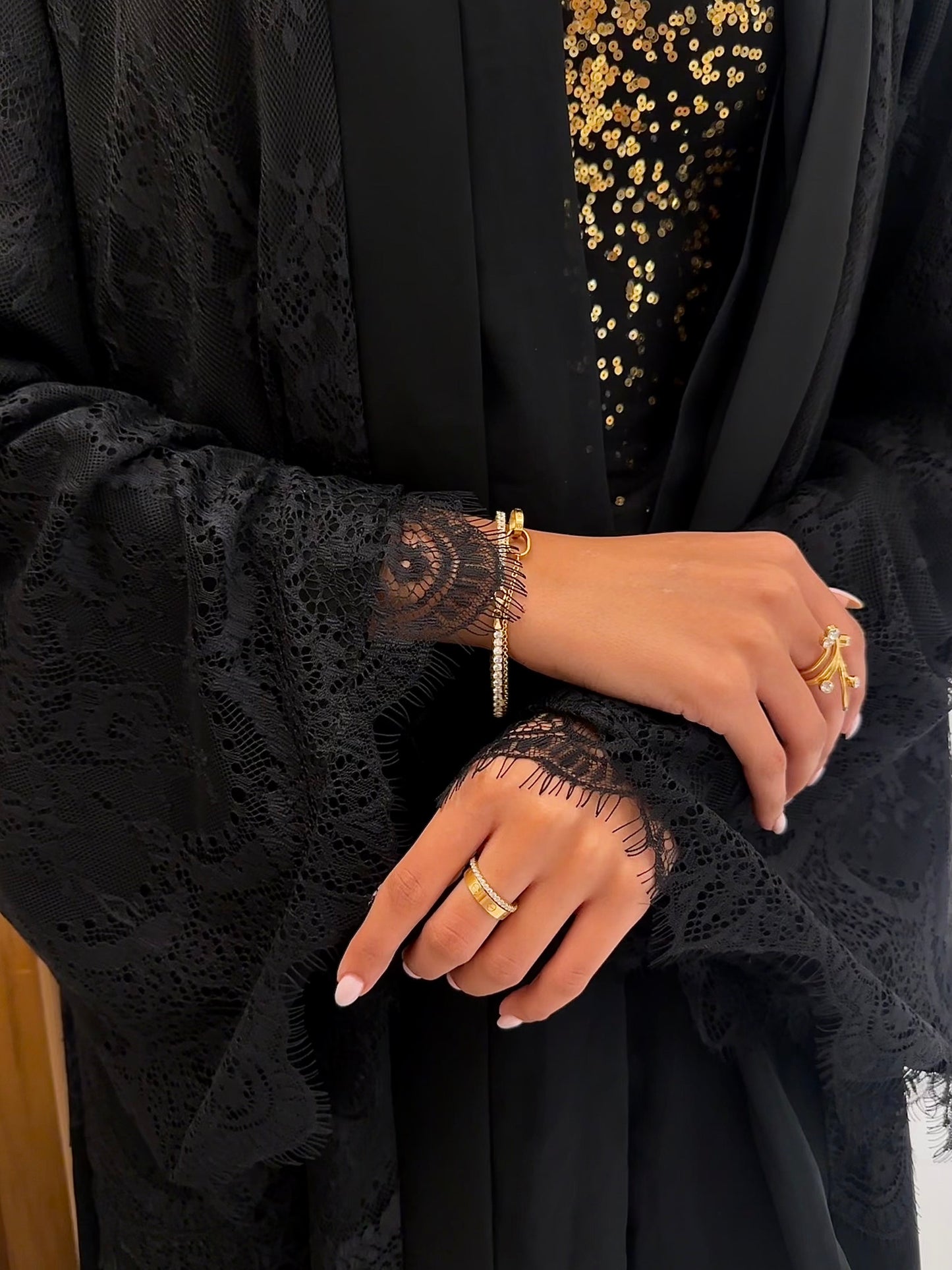 The lace abaya (all colors)