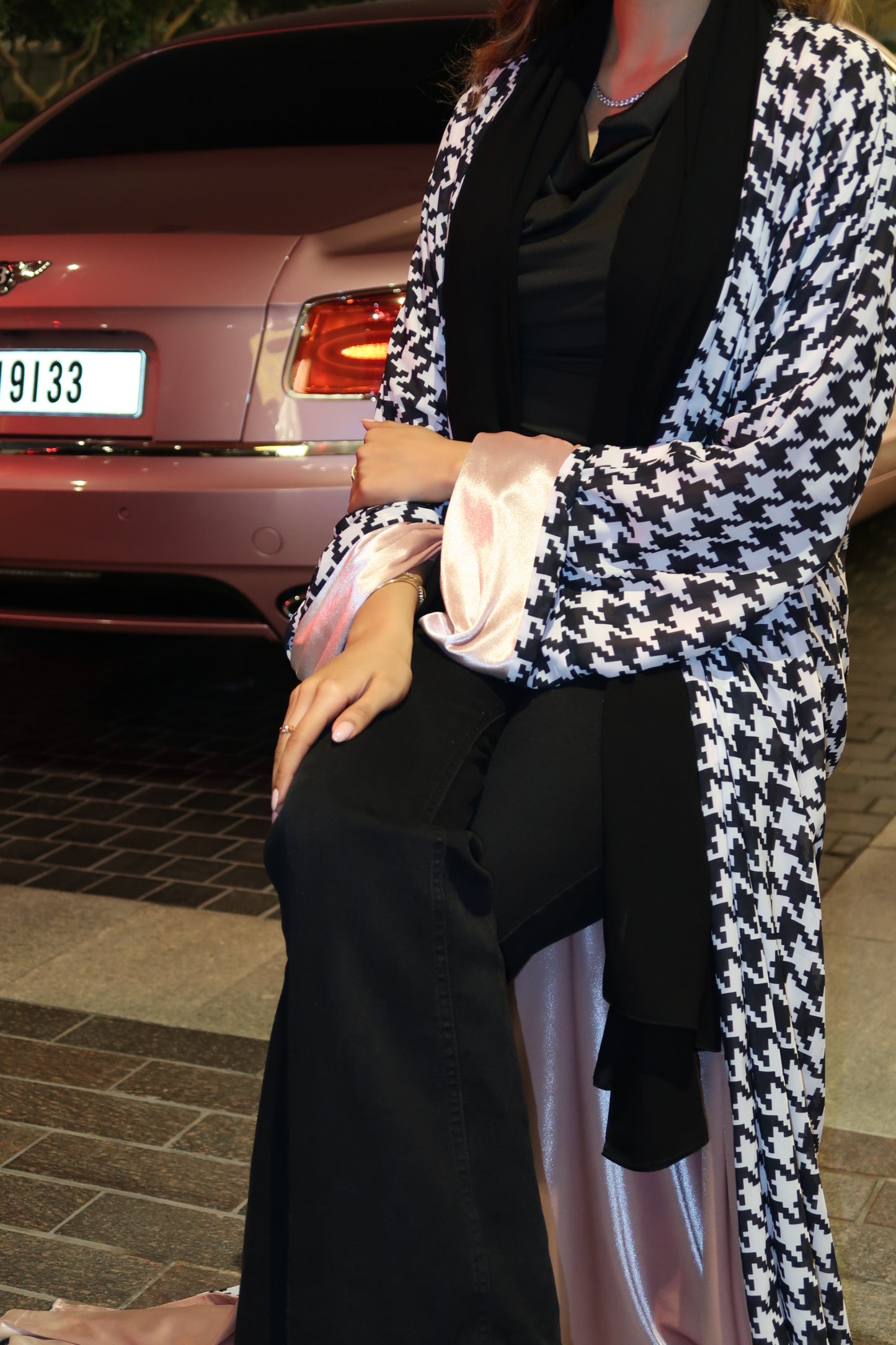 Claudia abaya