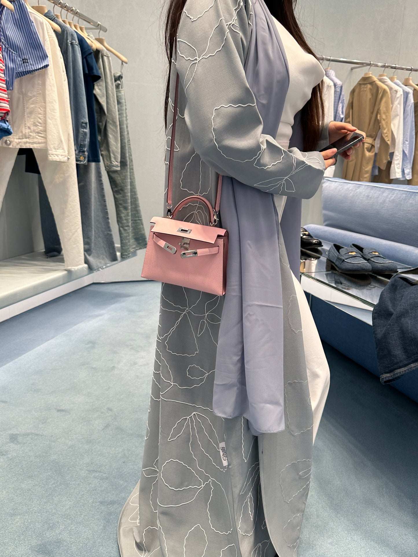 Fiorella abaya